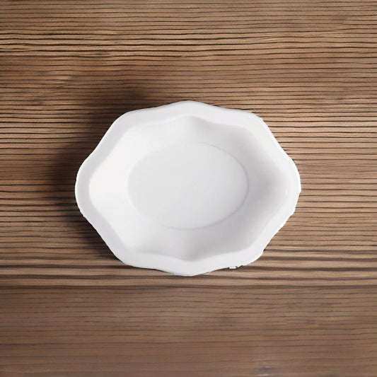 Plastic Diamond Chat Plate.