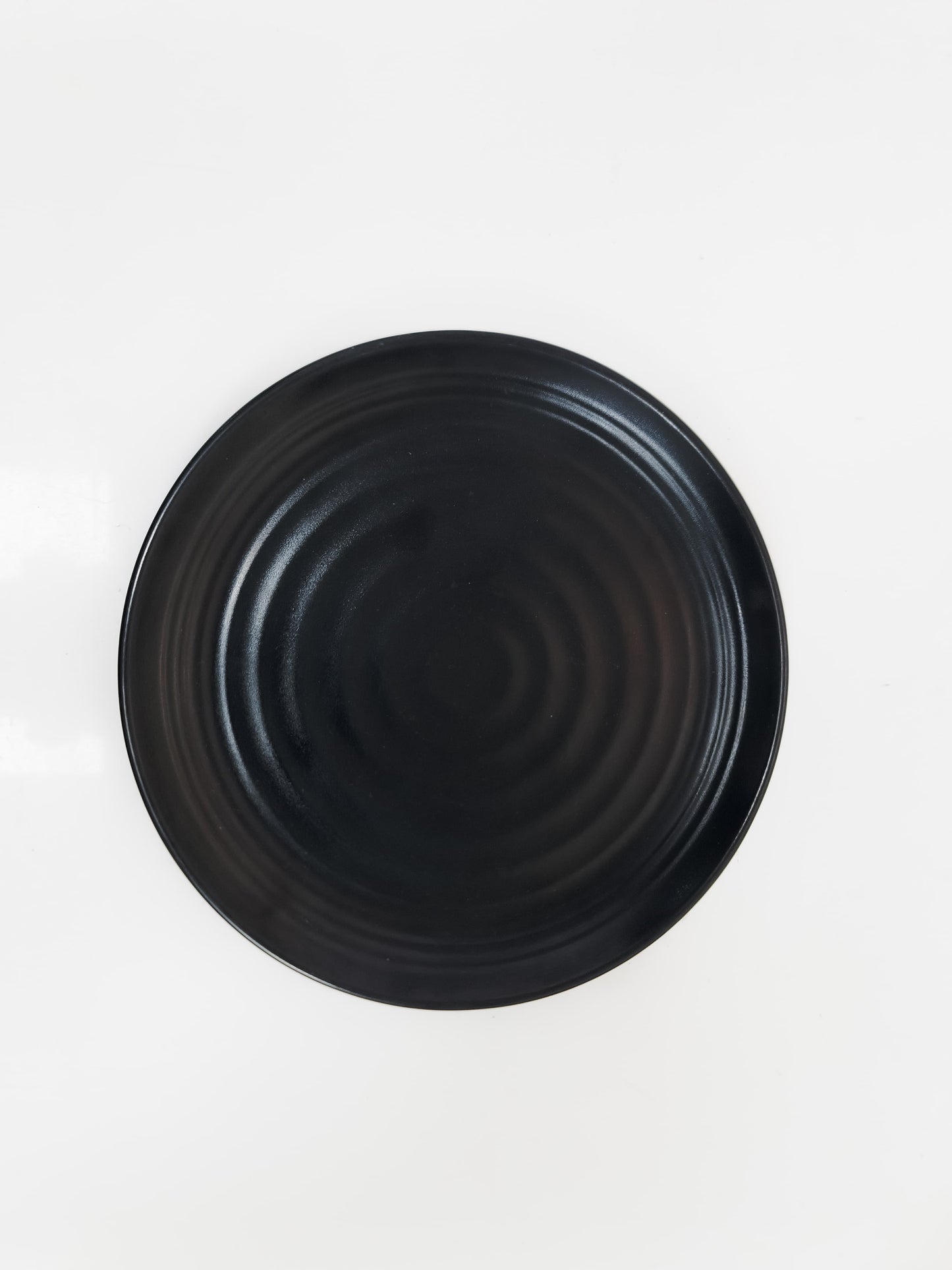 Exclusive 11" Dinner/Lunch Unbreakable Lightweight Melamine Round Dynamic Matte Full-Size Plate.